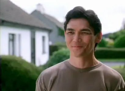 Moving Target (2000)