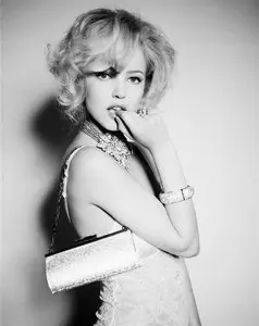 Jani Askevold - Ellen Von Unwerth Photoshoot