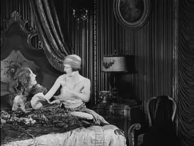 A Woman of Paris: A Drama of Fate (1923)