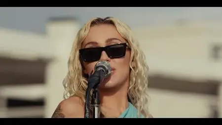 Miley Cyrus: Endless Summer Vacation (Backyard Sessions) (2023)