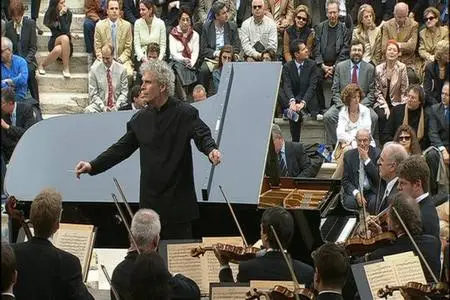 Daniel Barenboim Anniversary Edition - Europakonzert 2004 from Athens (2017)