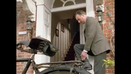 Miss Marple: The Murder at the Vicarage (1986)