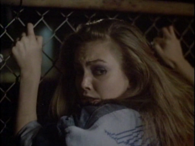 Lady Beware (1987) 