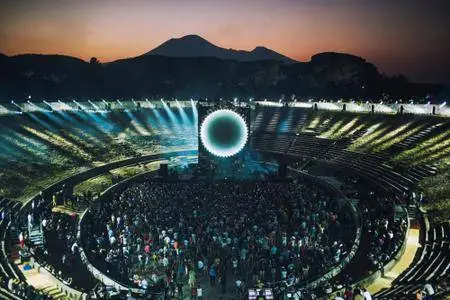 David Gilmour - Live At Pompeii (2017) {2xDVD9 NTSC Set Sony Music 88985467419}