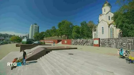 The Port City Of Vladivostok (2013)