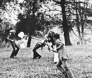 Love - Out Here (1969) {1990 One Way/MCA Special Products} **[RE-UP]**