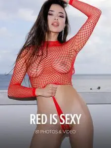 Li Moon - Red Is Sexy