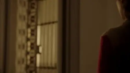 Between S01E01