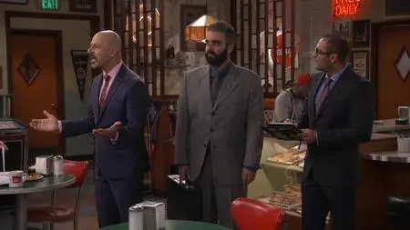 Superior Donuts S02E21