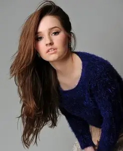 Kaitlyn Dever - Marc Cartwright Photoshoot 2013