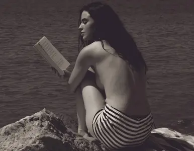 Anna by Pablo Gil