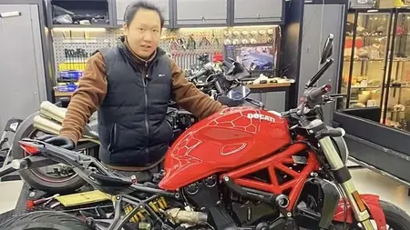 Ducati 821 Body Disassembly Teaching