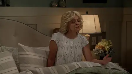 Georgie & Mandy's First Marriage S01E10