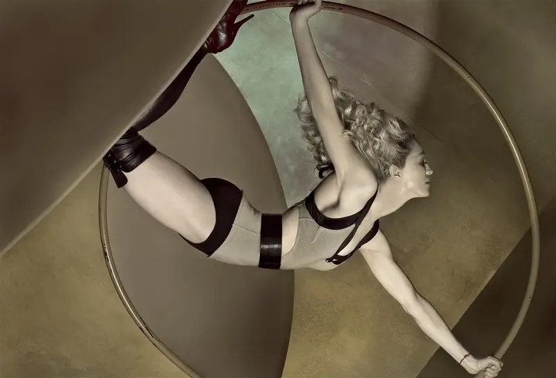 Madonna Louis Vuitton Steven Meisel 2009 UHQ (8) - ImgPile