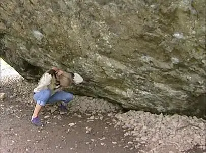 Explore The Lake District (2004)