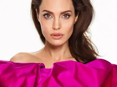 Angelina Jolie by Mariano Vivanco and Andres Kudacki for ELLE US March 2018