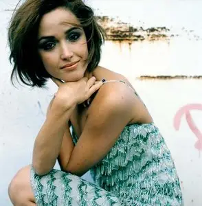 Rose Byrne - Tim Bauer Photoshoot 2003