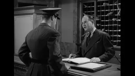 Somewhere in the Night (1946)