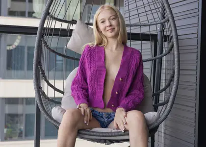 Liby Nicole - Private Showing