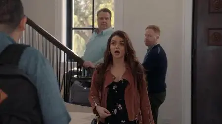 Modern Family S09E16