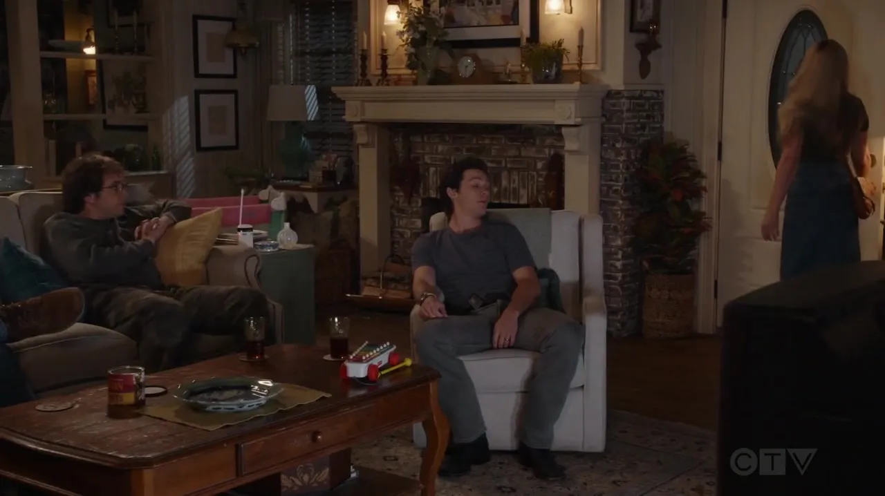 Georgie & Mandy's First Marriage S02E03