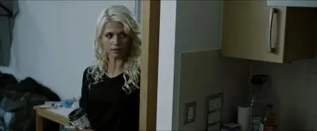 Dead Ringer (2018)