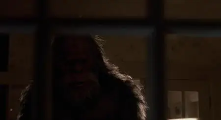 Harry and the Hendersons (1987)