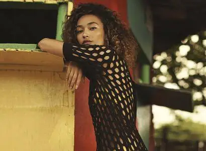 Anais Mali by Emma Tempest for The Edit Magazine April 2016