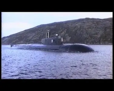 Koursk: Un sous-marin en eaux troubles / Курск. Подводная лодка в мутной воде / Курск: Субмарина в мутной воде (2004) [ReUp]