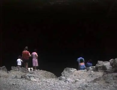 La vallée close / The Enclosed Valley (1995)