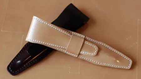 Make Your Own Handmade Leather Pen Holder!