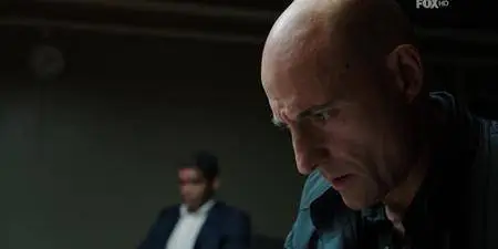 Deep State S01E01