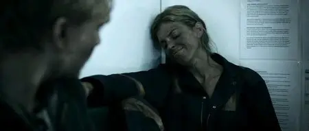 Beneath (2013)