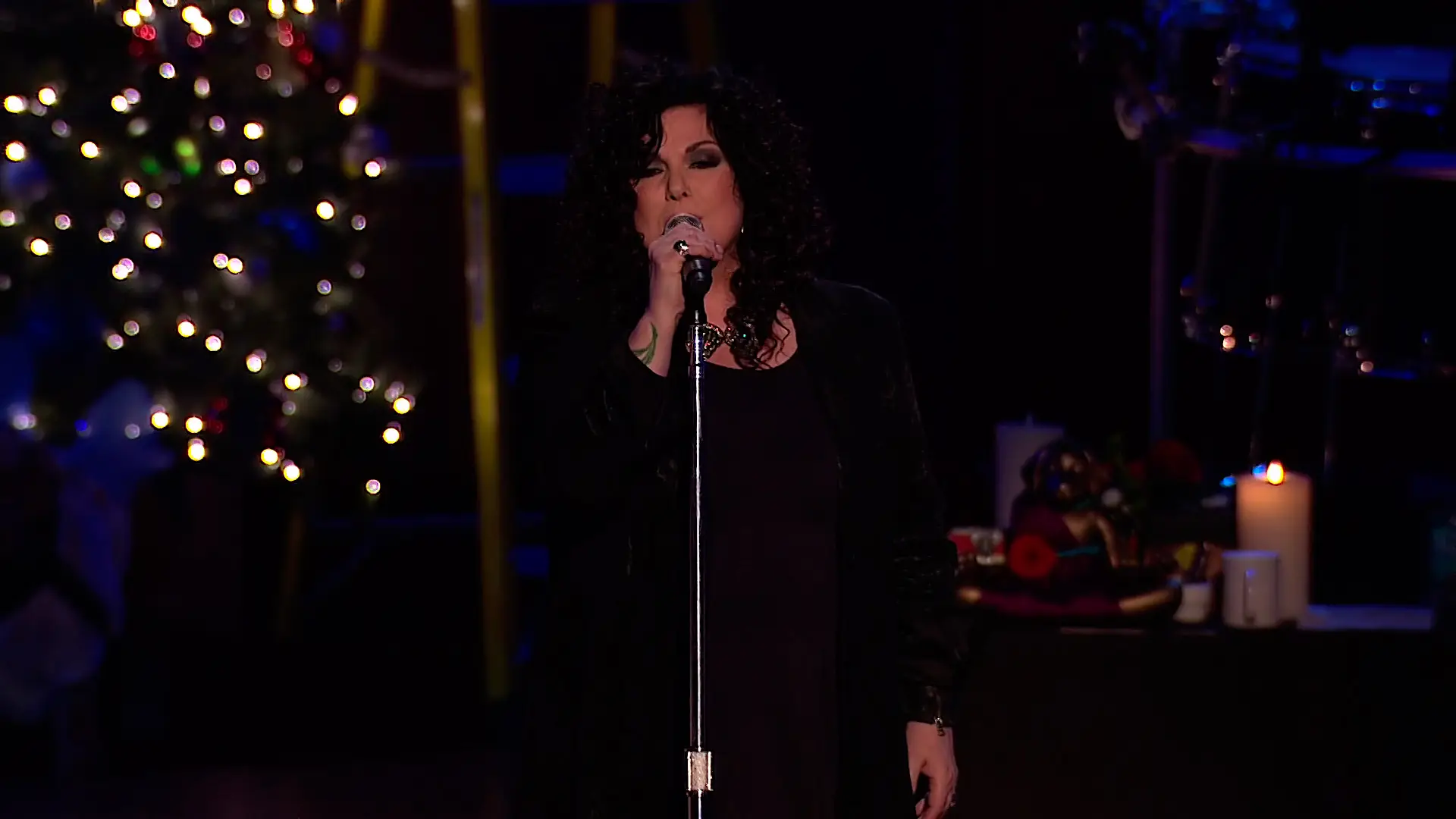 Heart and Friends - Home For The Holidays (2014) [BDR]