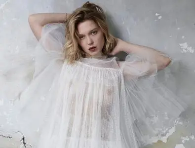 Léa Seydoux reveals a natural candidness in this set of photographs by Eric  Guillemain from behind the scenes at a recent shoot for Numéro…