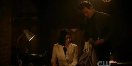 Katy Keene S01E09