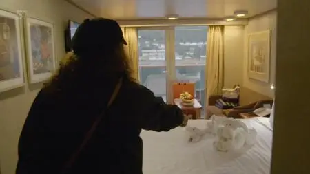 Channel 5 - Cruising Canada with Jane McDonald (2020)