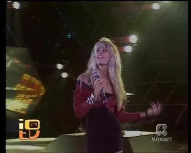Pretty Voices vol.16: Mandy Smith (2012) Re-up