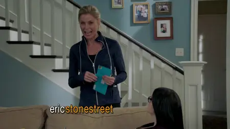Modern Family S09E11