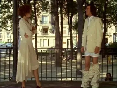 Jacques Rivette-Céline et Julie vont en bateau (1974)