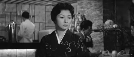 Onna ga kaidan wo agaru toki / When a Woman Ascends the Stairs (1960)