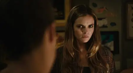 Piranha 3DD (2012)