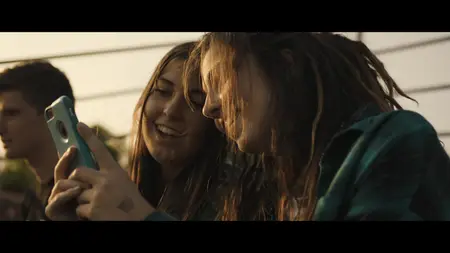 Social Animals (2018)