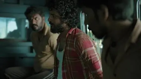 The Family Man S01E01