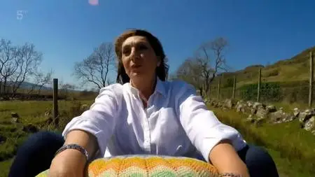 Channel 5 - Cruising Scotland with Jane McDonald (2020)