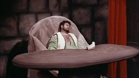 Santa and the Ice Cream Bunny (1972)