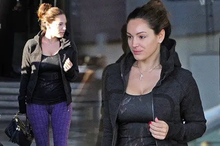 Kelly Brook - Out and About in Los Angeles October 15, 2013