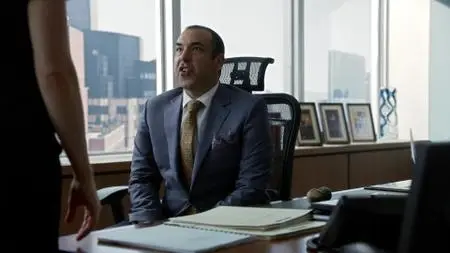 Suits S04E01