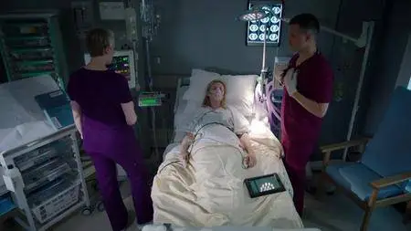 Holby City S20E33