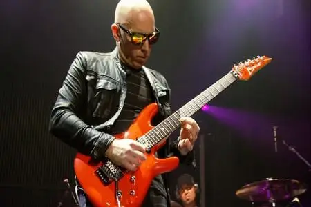 Joe Satriani - Satchurated: Live In Montreal (2012) [2CD & 2DVD]
